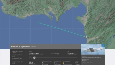 ABD'de Kaybolan Uçağın İzine Ulaşıldı! Uçağın Kalıntıları Denizin Donmuş Kısmında Bulundu