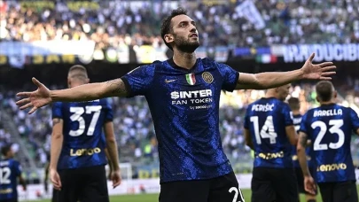 Hakan Çalhanoğlu’nun Mükemmel Asistiyle Inter, Genoa’yı Devirdi