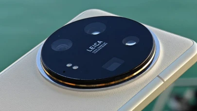 Xiaomi 15 Ultra Geliyor, Samsung Güncellemeleriyle Şaşırttı!