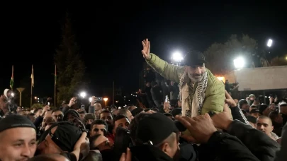 İsrail'in ertelediği takas gerçekleşti: 641 Filistinli özgürlüğüne kavuştu!