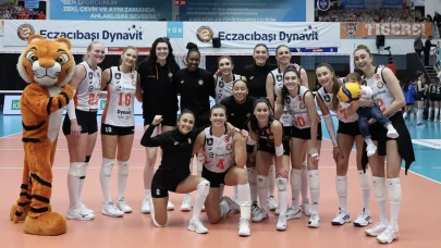 Eczacıbaşı Dynavit, Vodafone Sultanlar Ligi’nde 21. Haftayı galibiyetle tamamladı