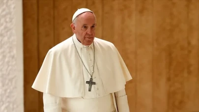 Papa Francis Hastaneye Kaldırıldı! Neden Hastaneye Yatırıldı, Sağlık Durumu Nasıl?