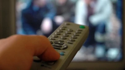 3 Şubat 2025 Pazartesi TV Yayın Akışı! Bugün Televizyon Kanalarında Hangi Dizi ve Program Var?