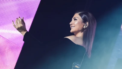 Ünlü sanatçı Sibel Can sevgisi kar engeli tanımadı