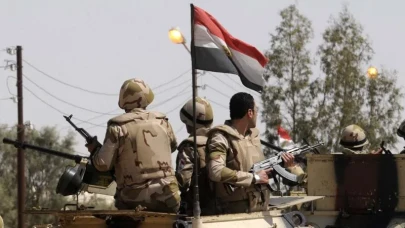 Mısır'da orduya savaşa hazırlık talimatı verildi