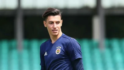 Fenerbahçelileri Kızdıracak Transfer Gelişmesi: Genç Kaleci Galatasaray'a mı Gidiyor?