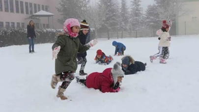 Kocaeli’de Eğitime Ara Verildi! 21 Şubat Kocaeli'nde Kar Tatili Kaç Gün Sürecek?