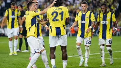 Fenerbahçe'de Kritik Günler Başlıyor! UEFA Listesine Hangi Oyuncular Eklenecek?