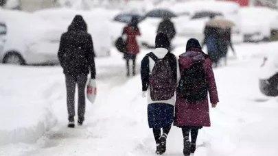 7 Şubat Kocaeli, Sakarya Okul Var mı Yok mu? Valilikten Son Dakika Kar Tatili Açıklaması! Kamu ve Özel Kurumlar Tatil Mi?