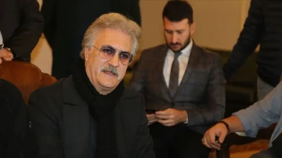 Tamer Karadağlı Gezi ve Devlet Tiyatroları Hakkında Açıklama Yaptı: “Konu Ağaç Değildi”