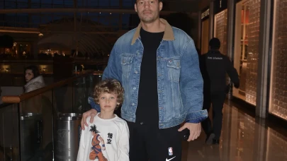 Survivor Atakan Arslan ve oğlu Leon Aslan'ın alışveriş keyfi