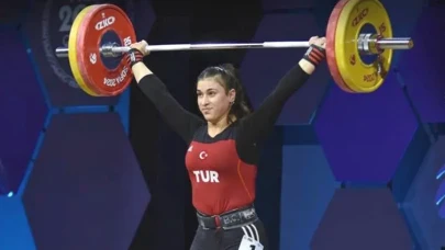 Galatasaray, Türkiye Şampiyonası İçin İzmir’den Denizli’ye Giden Halter Takımına Başsağlığı Diledi: 2 Sporcu Kazada Hayatını Kaybetti!