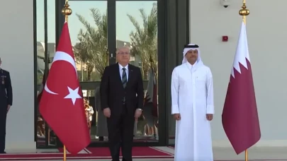 Türkiye ve Katar Arasında Savunma İttifakı Güçleniyor: Bakan Güler'den Kritik Ziyaret!