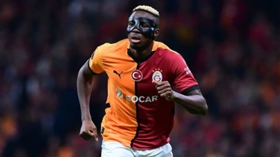 Osimhen Transferinde Büyük Sürpriz! Napoli, Manchester United ile Takas Masasında