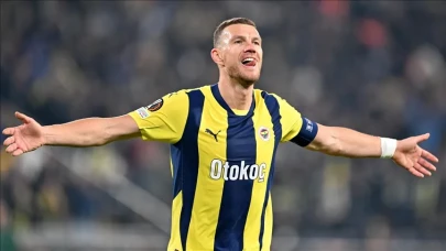 Büyük Bomba: Fenerbahçe'nin Dzeko İçin Hazırladığı Yeni Kontrat Sızdı!