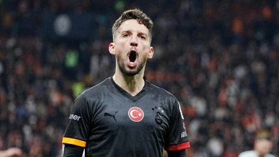 Galatasaray'dan Mertens'e Büyük Destek! Eleştirilerin Odağındaki Belçikalı Yıldız İçin Ne Dendi?