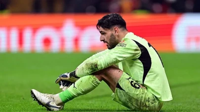 Günay Güvenç'ten 8 Kurtarışlık Performans! Taraftar Onu Bağrına Bastı