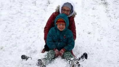 Bugün İstanbul Okullar Tatil Mi 12 Şubat? Yarın İstanbul’da Hangi İlçelerde Tatil?