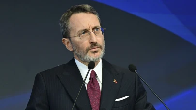 Fahrettin Altun: ''AK Parti demokrasi tarihine altın harflerle adını yazdırdı''