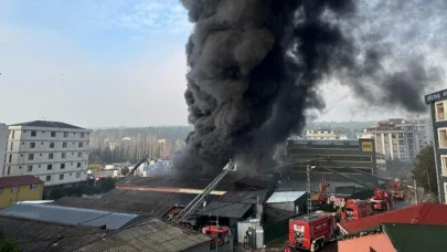 İstanbul’da Nerede Yangın Çıktı? Hangi Bölgede Fabrika Yangını Var? İşte Son Durum!