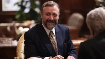 Kral Kaybederse Kenan Halit Ergenç’in Saçları Gerçek Mi? Protez Mi, Peruk Mu, Yoksa Saç Ektirdi Mi?