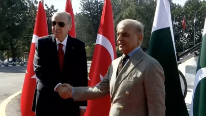 Cumhurbaşkanı Erdoğan Pakistan’da Coşkuyla Karşılandı!