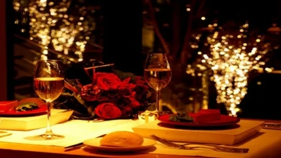 14 Şubat Sevgililer Günü İçin İstanbul'un En Romantik Mekanları! Sevgililer Gününde Nerede Yemek Yenir?