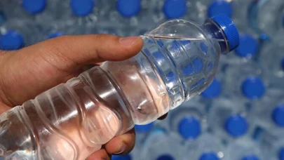Ünlü Su Markasıyla İlgili Büyük Skandal! Kanser ve Otizme Yol Açtığı İddia Edildi