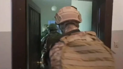 Operasyonlar kararlılıkla devam ediyor: 36 ruhsatsız tabanca ele geçirildi