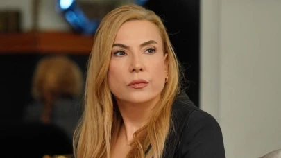 Şebnem Dönmez 10 Yıl Sonra Aşkını Buldu! Psikolog Sevgilisiyle İlk Pozunu Verdi