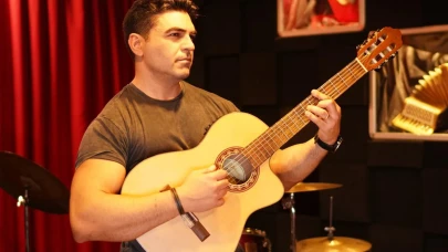 Neşet Ertaş'ın unutulmaz şarkısını Sarp Bağcan anadolu rock tarzında yorumladı