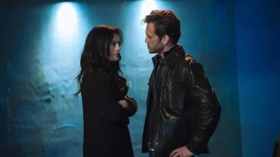 Deha 20. Bölümde Büyük Plan! Kartlar Yeniden Dağıtılıyor! Devran, İskender’in Oyununa mı Geliyor?