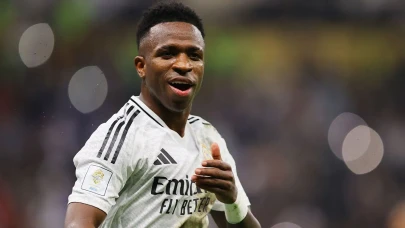 Real Madrid’de Kriz! Vinicius Jr. Yeni Sözleşme İçin Resti Çekti, Mbappe Şartı Koydu!