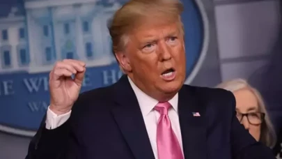 Trump’tan Ani Karar! O İsmi Görevden Aldı!