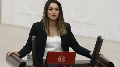 CHP’li Aysu Bankoğlu Kimdir? Eğitim Hayatı ve Siyasi Kariyeri