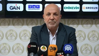 Süper Lig'de Hakem Krizi Büyüyor! Hasan Çavuşoğlu'ndan Şok Sözler: Yapı Deyip Susuyorsunuz, Açıklayın!