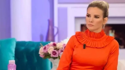 Esra Erol’un Yıllar Önceki Dans Görüntüsü Ortaya Çıktı! Ünlü Sunucu Esprili Yorumu ile Güldürdü