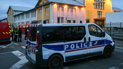 Fransa’da terör saldırısı: 1 kişi öldü, 5 polis yaralandı