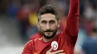 Sabri Sarıoğlu’ndan Derbi Öncesi Bomba İddia! Galatasaray’ın Yeni Transferi İlk 11’de mi?