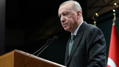 Cumhurbaşkanı Erdoğan, Özel'e 'başkomutan' olarak seslendi: "Ayağını denk al!"