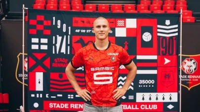 Beşiktaş'a Fransa Liginden Norveçli Stoper! Leo Ostigard İçin Solskjaer Devreye Girdi