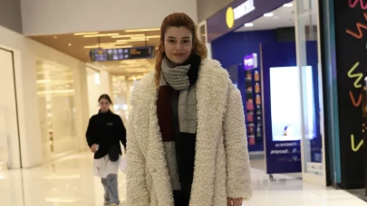 Genç oyuncu Elif Doğan'ın alışveriş keyfi