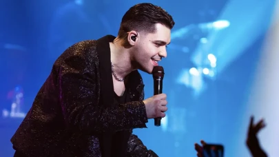 Emir Can İğrek hayranlarına unutulmaz anlar yaşattı