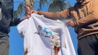 Filistinli Esirlere Yapılan Şok Uygulama!