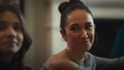 Kızıl Goncalar Hande Ölüyor mu, Neden Yok? Diziden Ayrıldı mı?