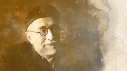 Türkiye’nin İlk İmam Hatip Müdürünün Hayatını Konu alan Dizinin Çekimleri Tamamlandı! Ali İpin Karakteri Benimsemek İçin Neler Yaptı?