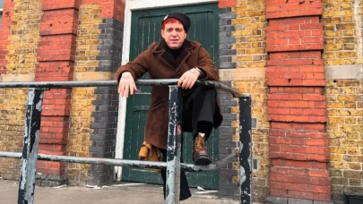 Athena Gökhan İle  Farah Zeynep Abdullah Londra’da Aşk mı Yaşıyor?