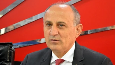 Ekrem İmamoğlu'nun rakibi Dursun Çiçek imza toplamayı bıraktı!