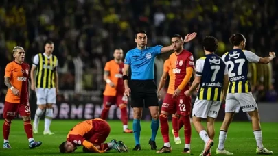 Ezeli Rekabette Rekor Cezalar: Fenerbahçe mi Daha Çok Ceza Aldı, Galatasaray mı? İşte Son 15 Sezonun Derbi Karnesi!