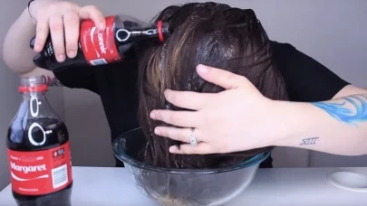 Saç Bakımında Yeni Trend: Kola ile Gür ve Canlı Saçlar!